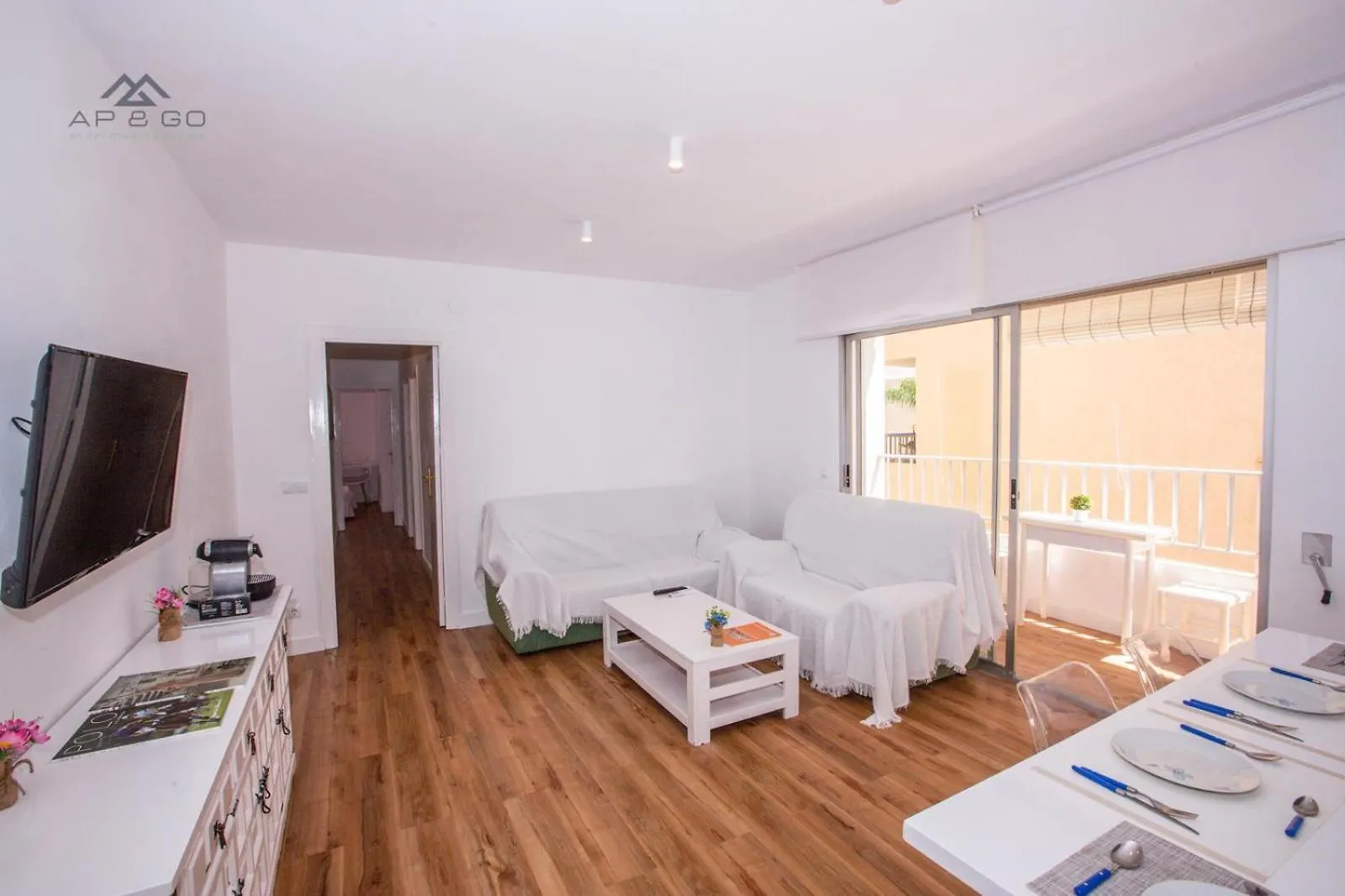White Apartment Great Location Almunecar Spain