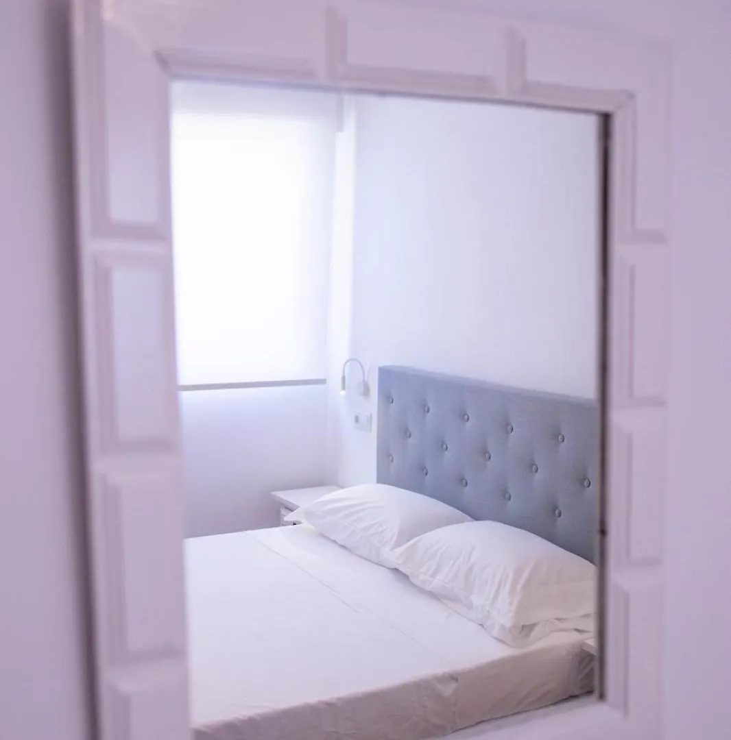 White Apartment Great Location Almuñécar